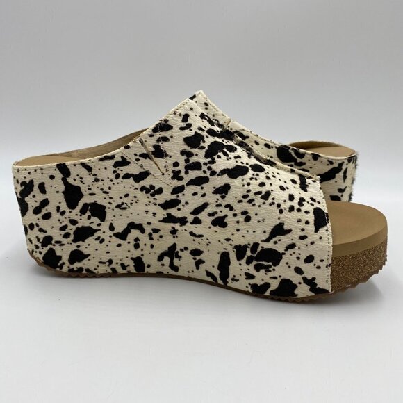 Volatile Crispin Style Cow Print Black/White Women's Size 8 - Picture 3 of 13